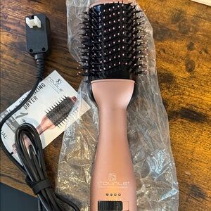 Rose Gold Hair Dryer Brush